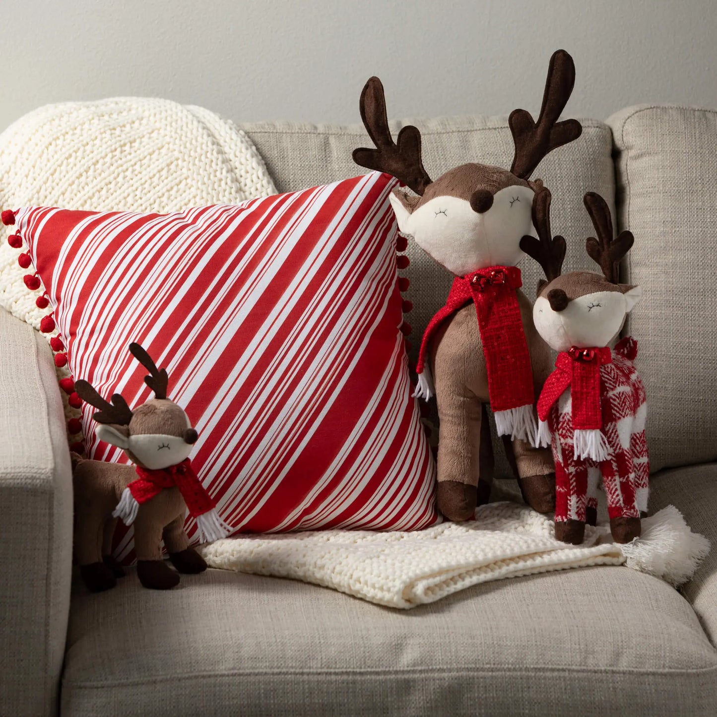 PLUSH STANDING REINDEER My Store